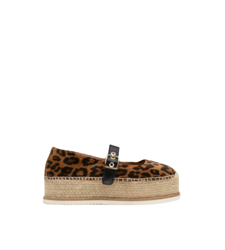 GAIMO MERCEDES MODELO IRENE BROWN + LEOPARDO.