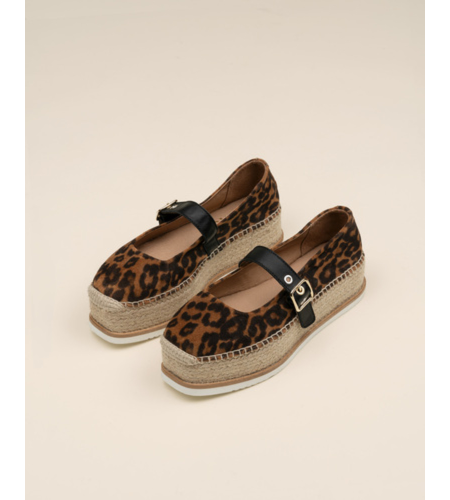 GAIMO MERCEDES MODELO IRENE BROWN + LEOPARDO.