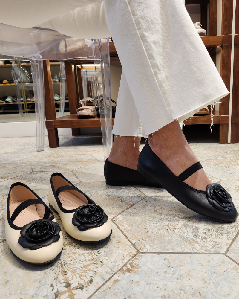 LINDSEY EMILY NOIR BAILARINA PIEL.