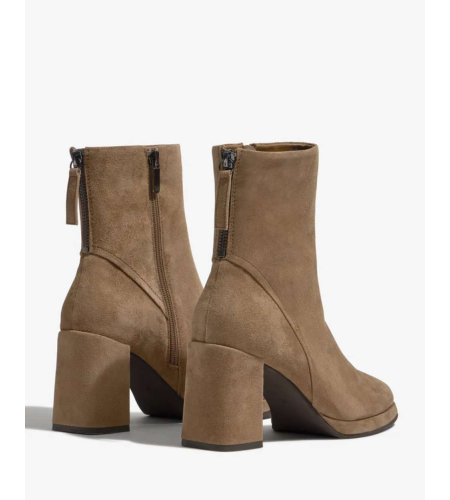 REGARDE LE CIEL BOTIN ANALISA FANGO.