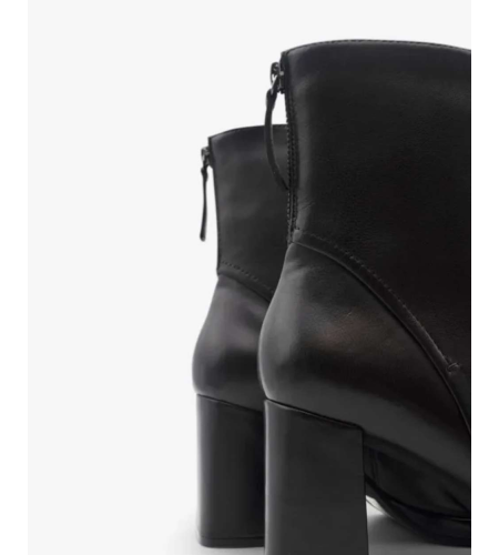 REGARDE LE CIEL BOTIN ANALISA BLACK.