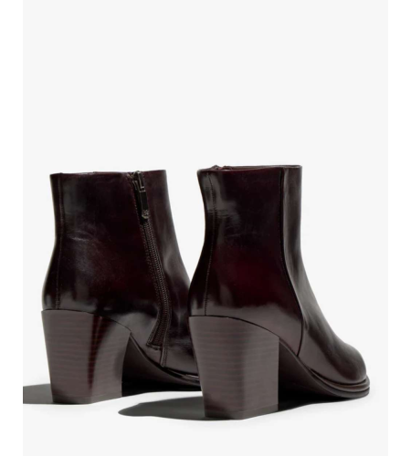 REGARDE LE CIEL BOTIN EITHER CASTAGNO.