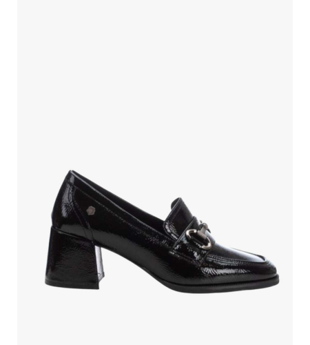 CARMELA 16195201 MOCASIN SERRAGE NEGRA.