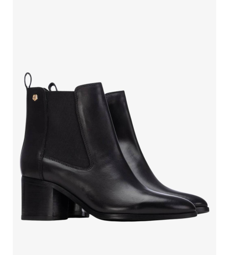 CARMELA 162715 BOTIN PIEL NEGRO.